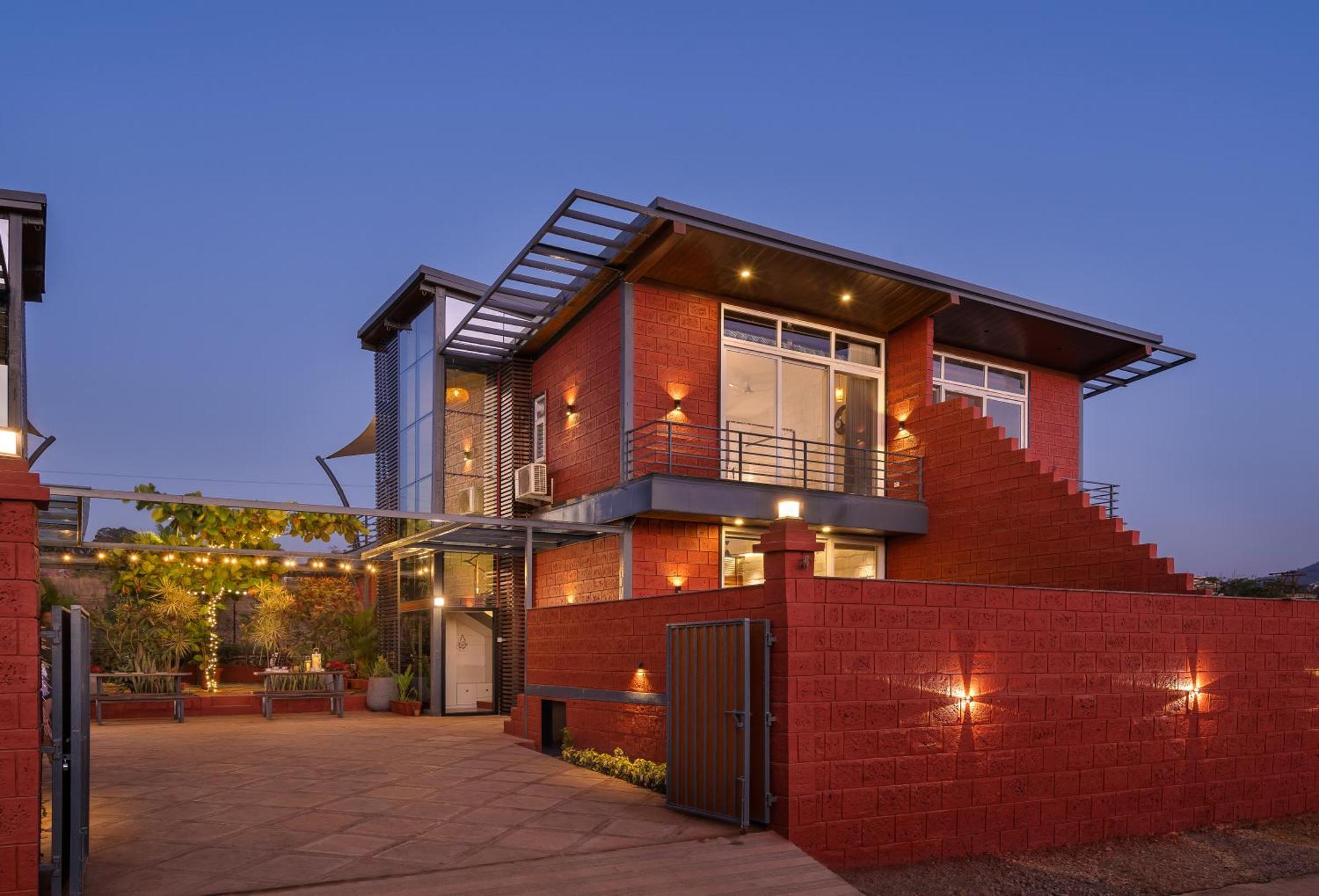 Saffronstays Calvin - 3 Bedroom Pool Villa In ロナバラ エクステリア 写真